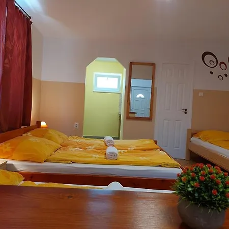 Balassa Csaladi 3*