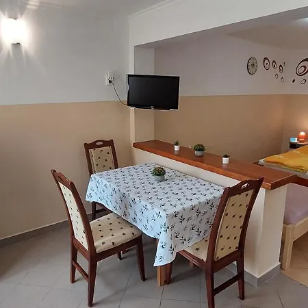 Pensjonat Balassa Csaladi 3*